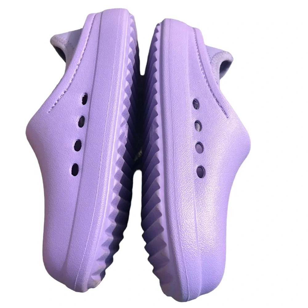 Cat and Jack Toddler Rowan slip on water shoes size 11 EUC